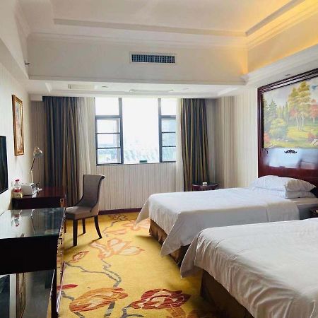 Vienna Hotel Foshan Nanhai City Square Экстерьер фото